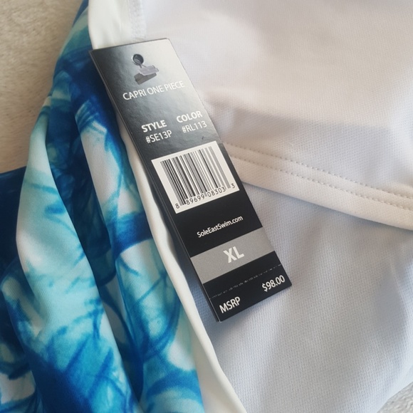 6. Solé East one piece - Picture 3 of 6